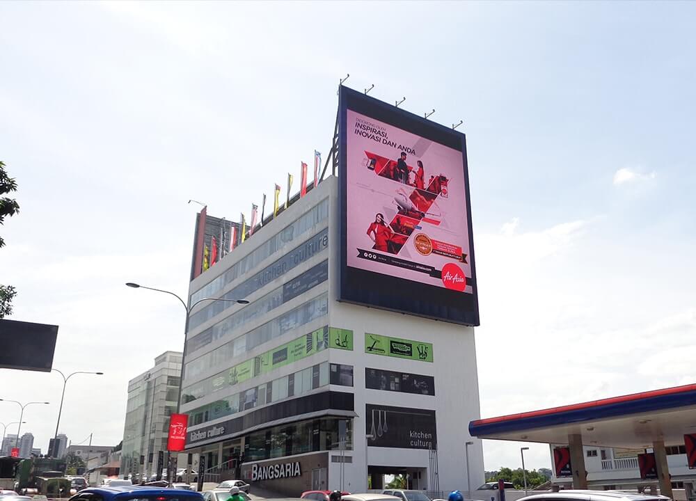 DIGITAL BILLBOARD ADVERTISING